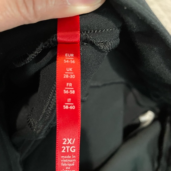 SPANX Jean-ish Ankle Leggings, Black, Size 2X - Picture 4 of 5